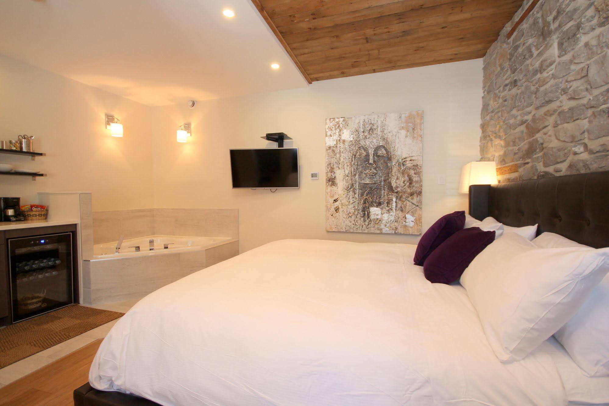 Kemptville Suites Exteriér fotografie